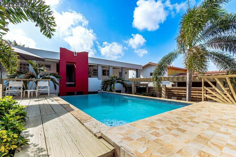 Апартаменты Cozy Central Quiet Close to the Beach Pool в Ноорде