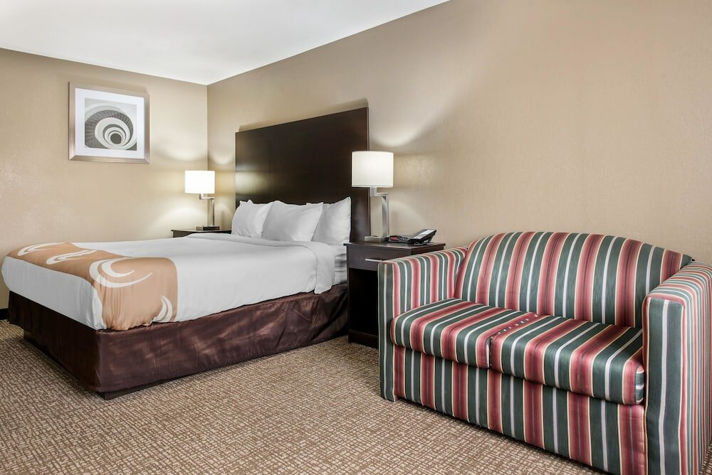 Фото Quality Inn & Suites Lebanon I-65