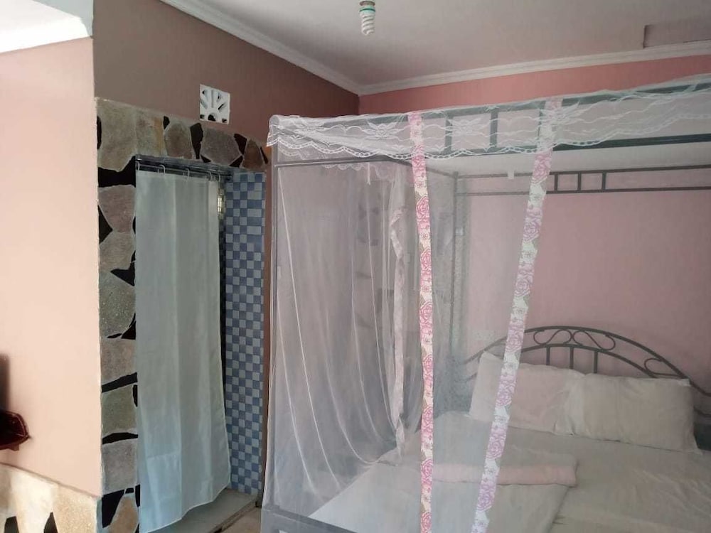 Фото Quinten Hotel Kisumu