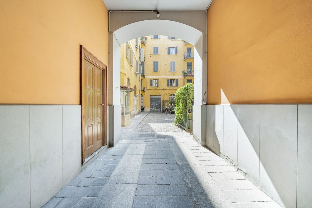 Фото Milano Apartments - Navigli Porta Genova