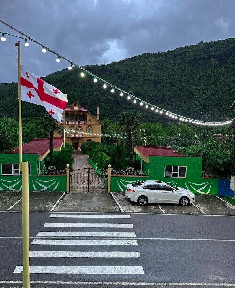 Фото отеля 3