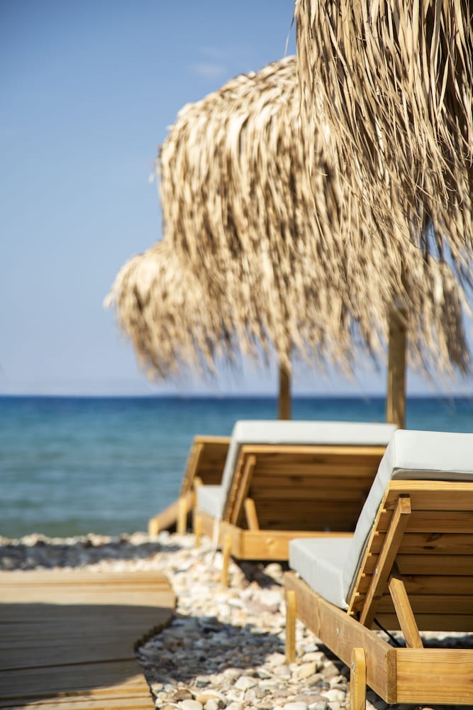 Фото Erato Seaside Hotel