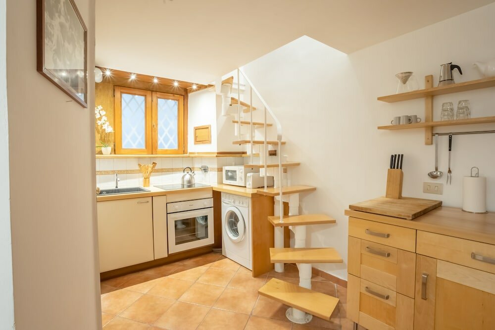 Фото Quiet and Cozy Trastevere Hideaway