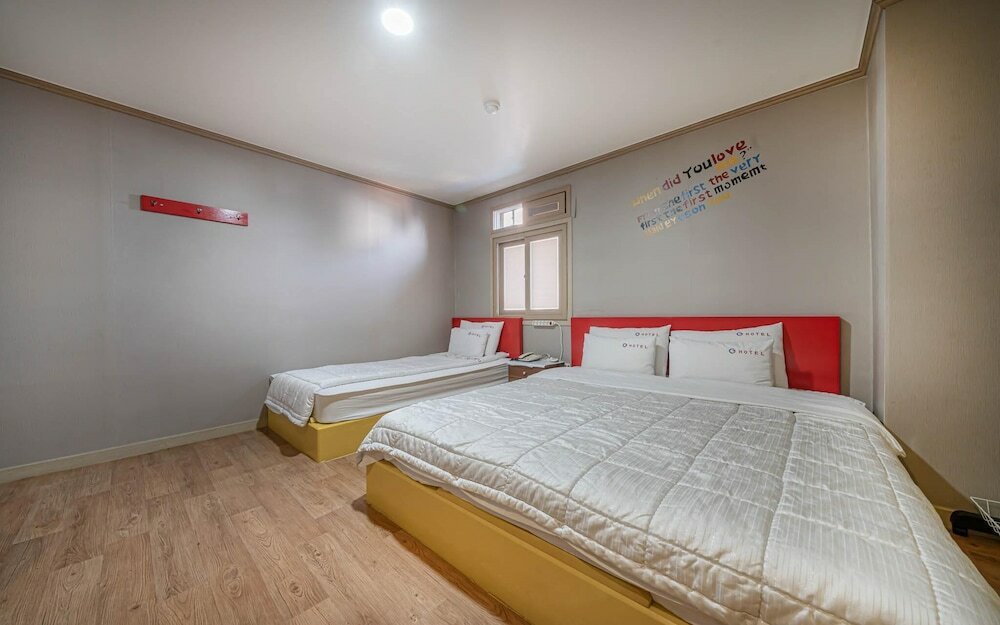 Фото Busan Yeongju-dong G