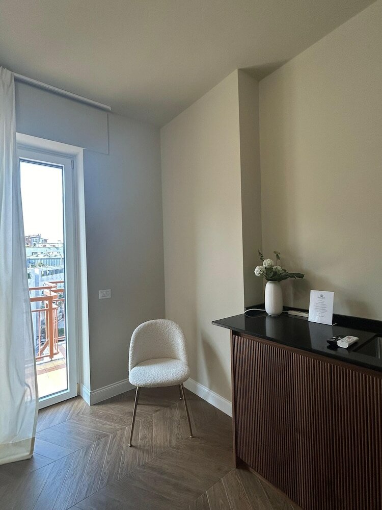 Фото Daplace - Corso Sempione Suites