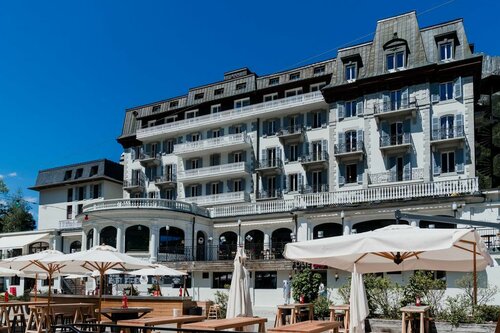 Гостиница La Folie Douce Hotels Chamonix в Шамони