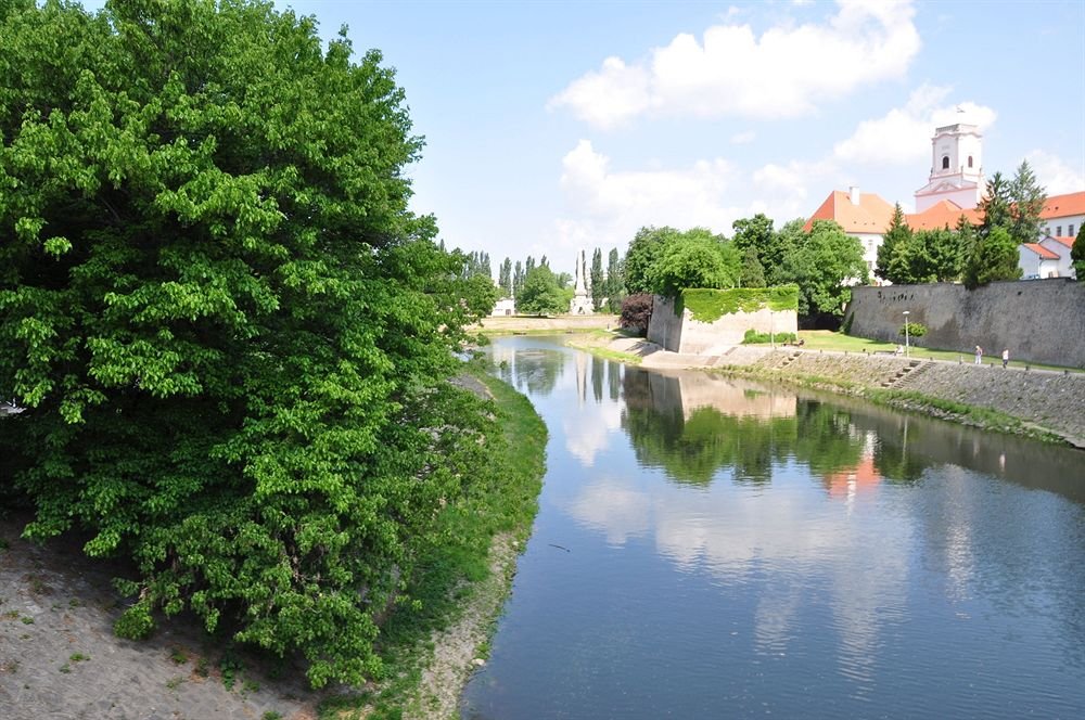 Фото Icon Győr Hotel & Restaurant