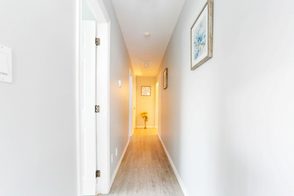 Фото Family Home-Metrotown by Elevate Rooms