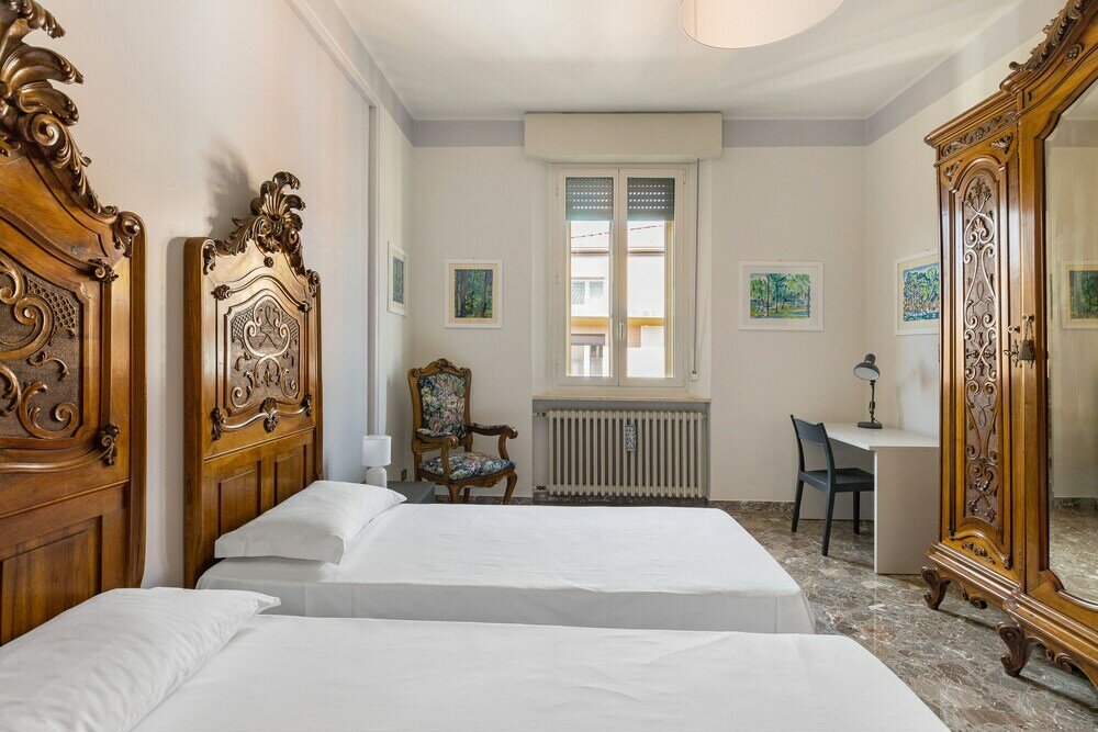 Фото Irnerio Apartments Yellow Cat