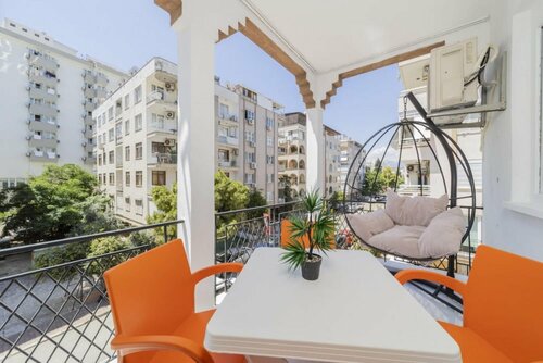 Апартаменты Central Flat Close to the Beach in Muratpasa в Анталье