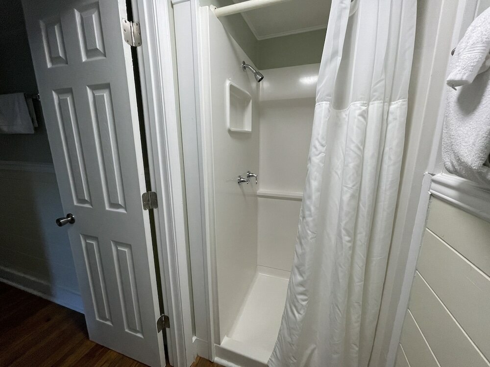 Фото Blackbeard's Lodge