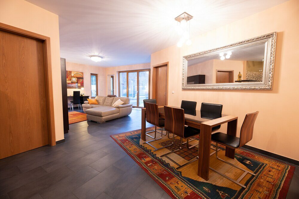 Фото Spacious 2br Apt w Terrace Pkg Near Dt