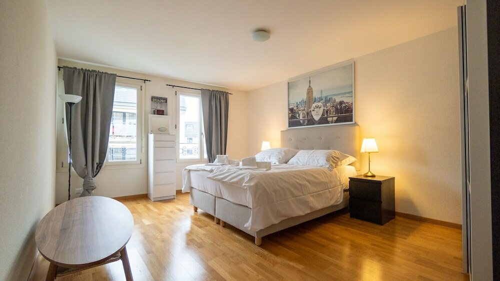 Фото Los Lorentes Residences - Bulle