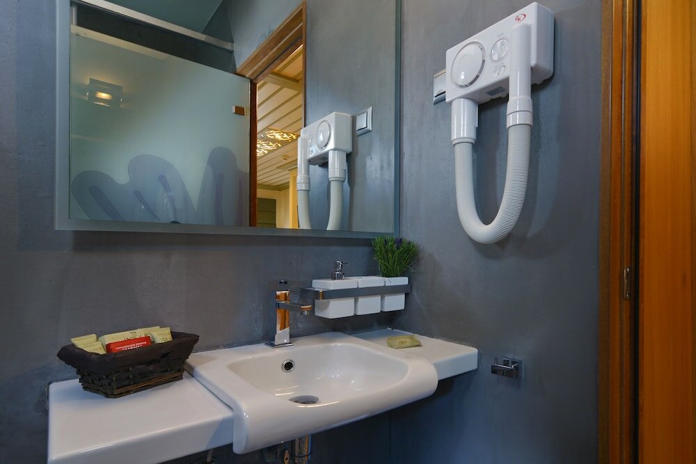 Фото Dilofo Hotel Luxury Suites