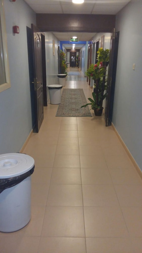 Фото Al Eairy Furnished Apartments Al Ahsa 5