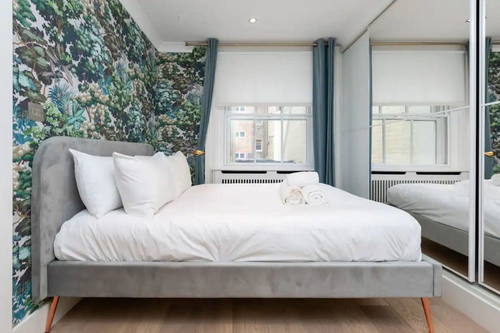 Фото Contemporary 2 Bedroom Flat W/balcony - Bayswater!