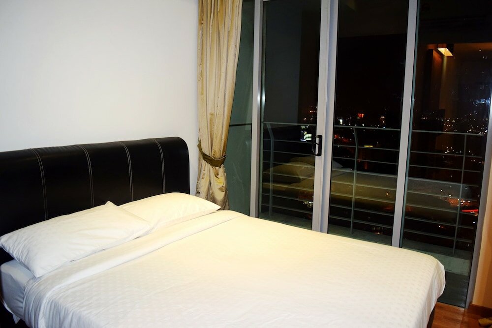 Фото Taragon Residences