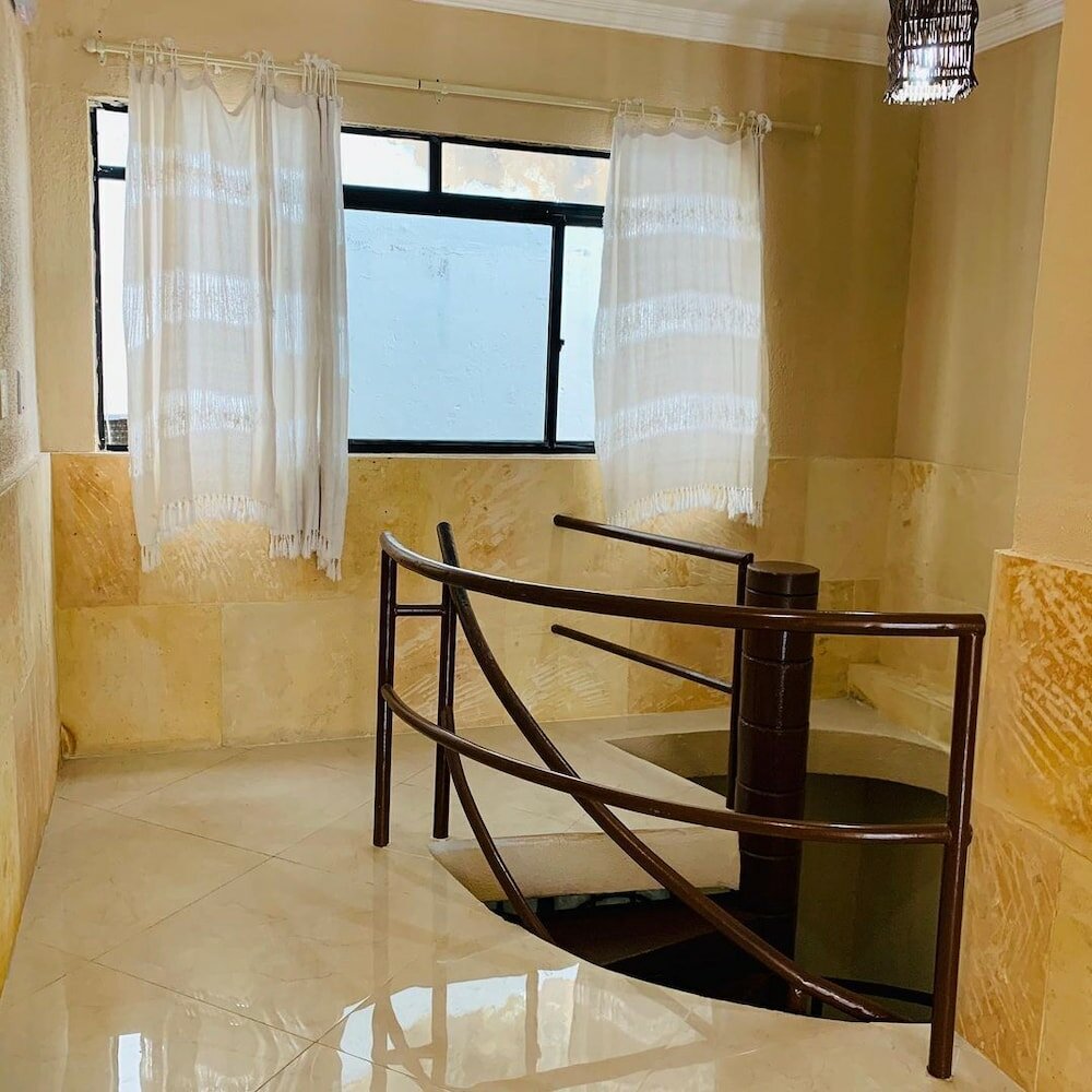 Фото El Dorado Hotel