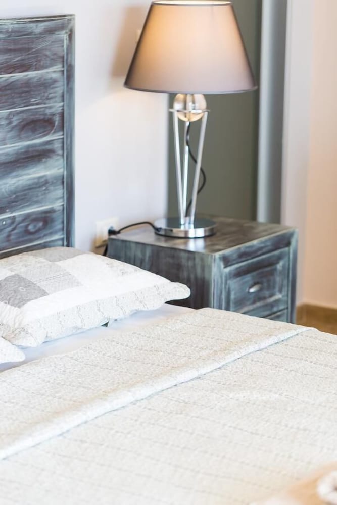 Фото Rodi Luxury Stone Villa