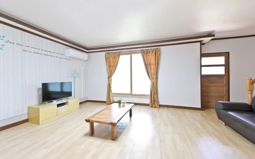 Фото Yesan Sanmaru Pension