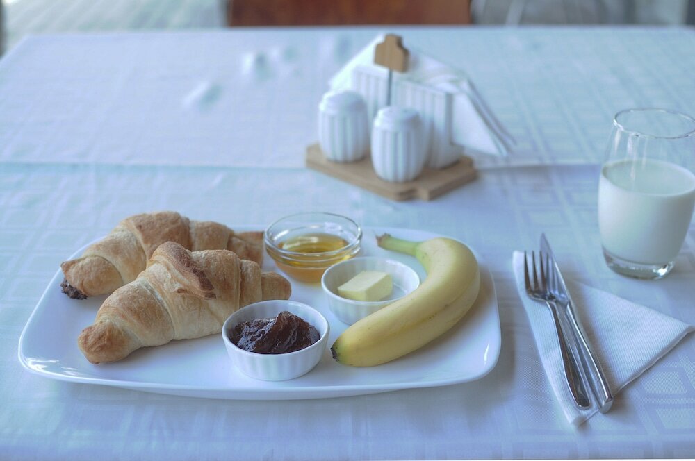 Фото Golden Hotel Bnb