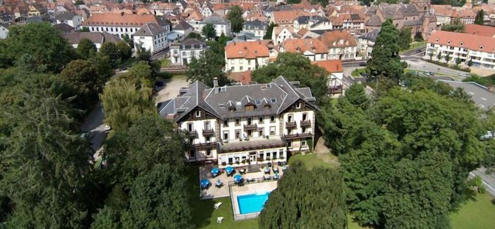 Фото Brit Hotel Grand Hotel Munster