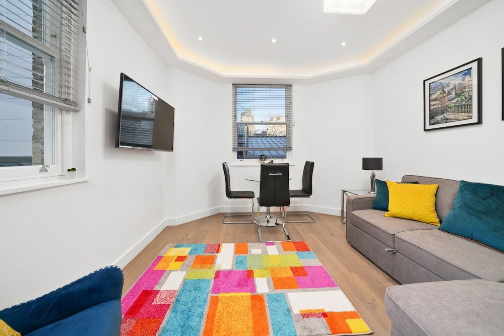 Фото Collingham Serviced Apartments