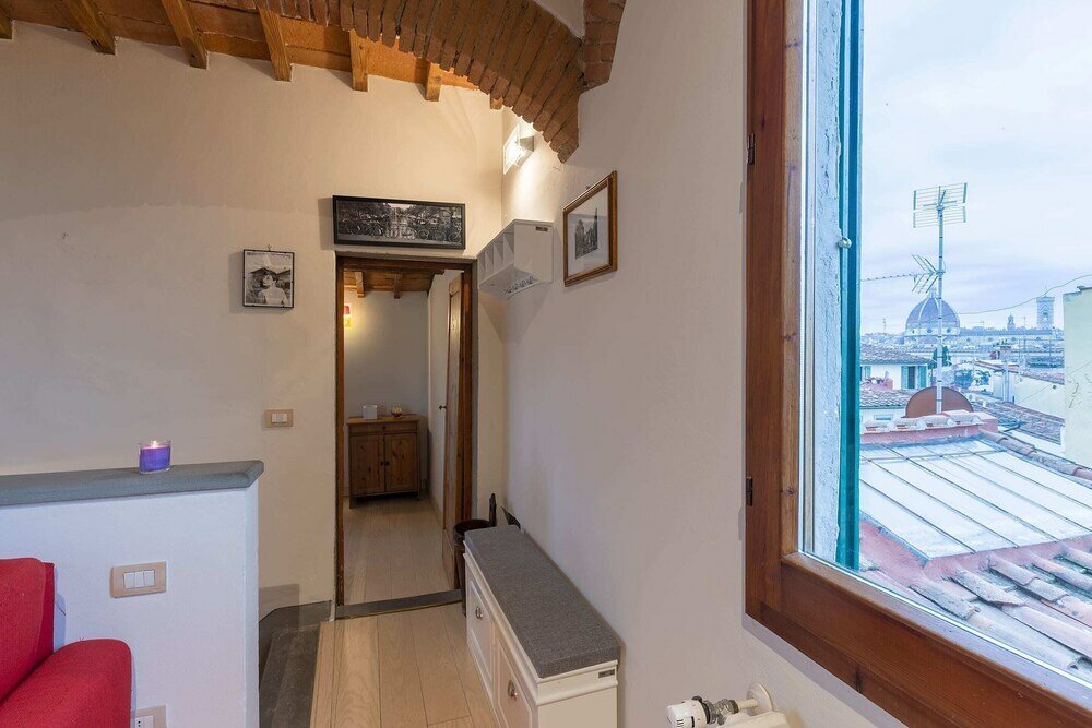 Фото Sanzanobi Nest-hosted by Sweetstay