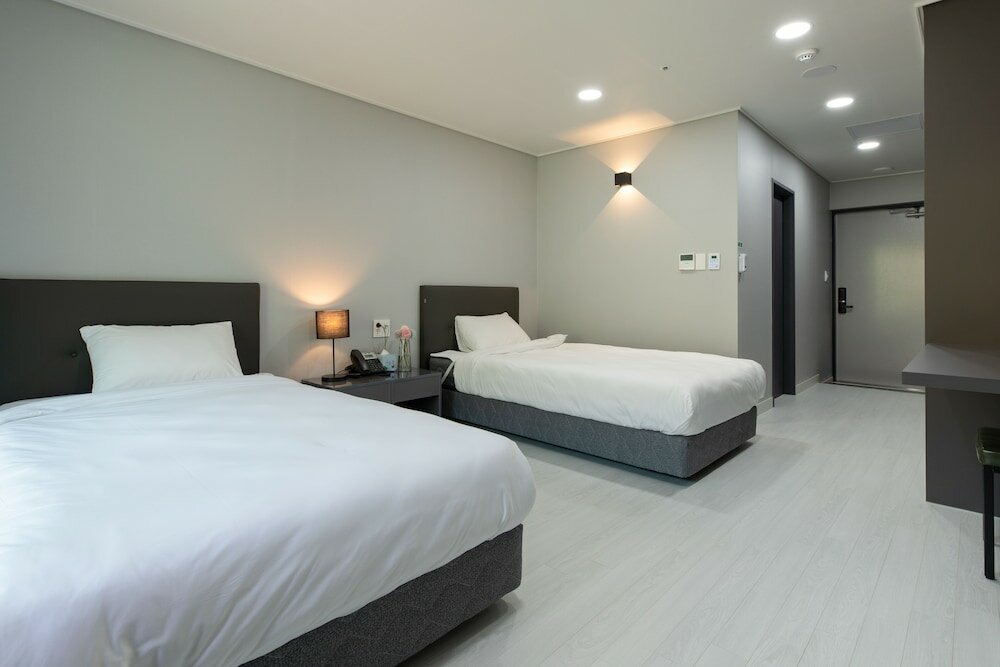 Фото Miami Jeongseon Hotel