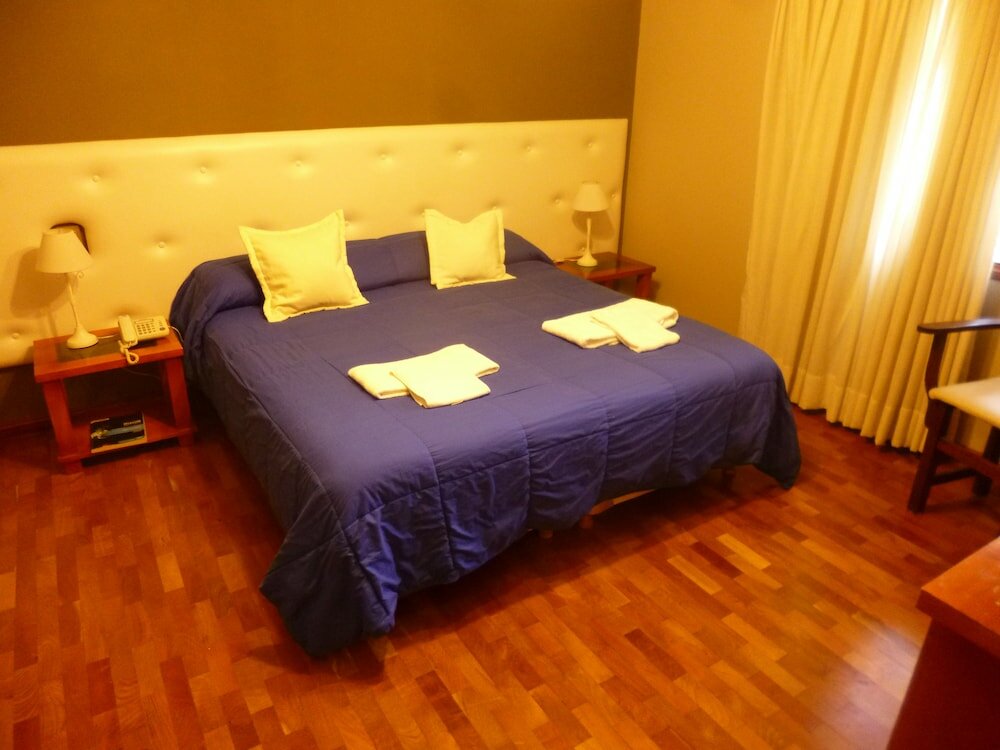 Фото Hotel Garden House