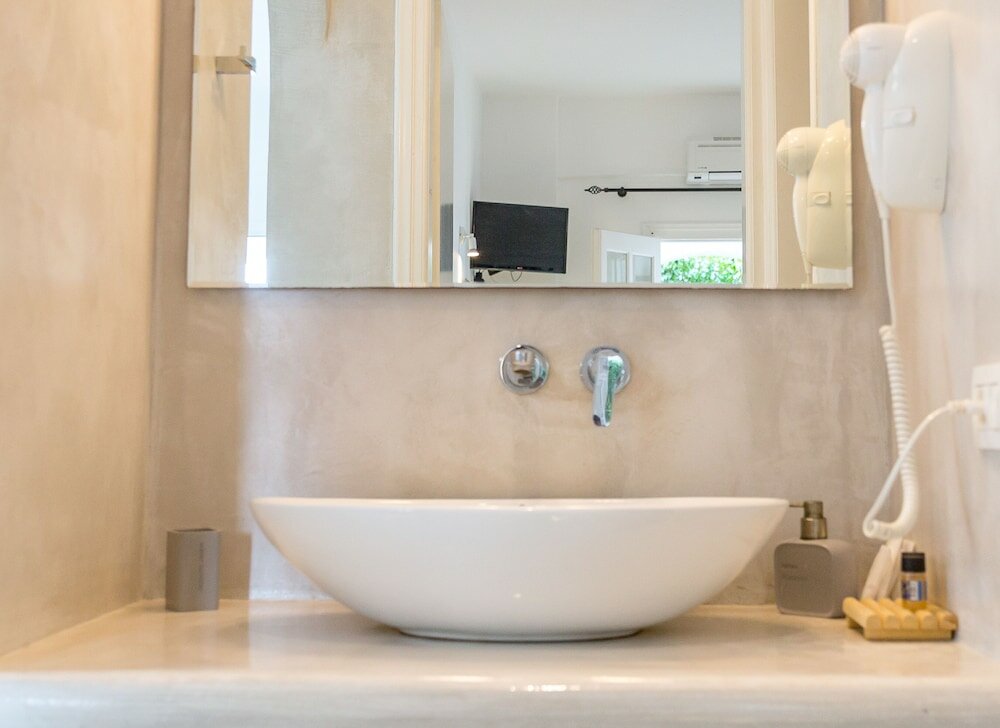 Фото Acrothea Suites & Villas