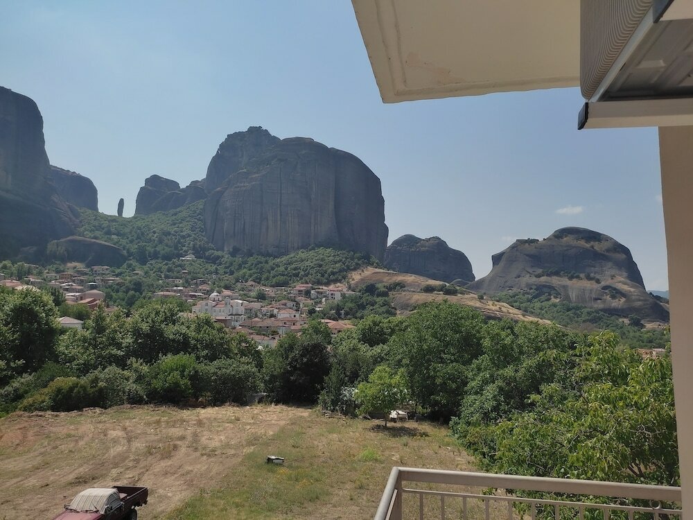 Фото Spartacus House