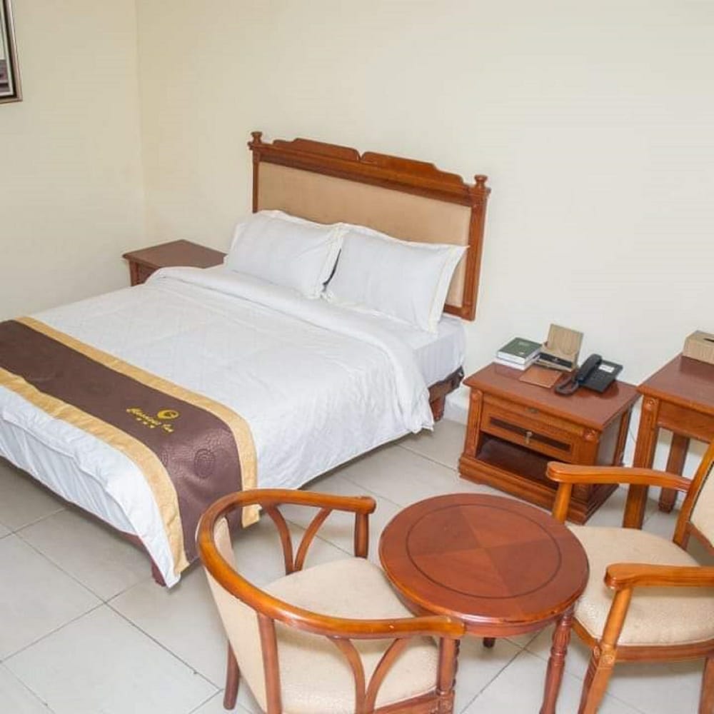 Фото Classicus Inn Hotel