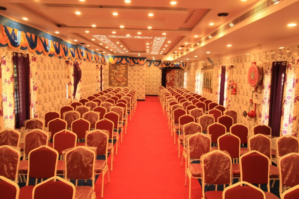 Фото Sri Sathiya Sai Residency