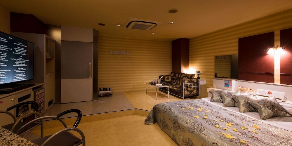 Фото Restay Tina Grace - Adults Only