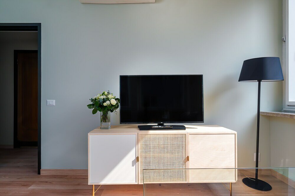 Фото Milan Adore