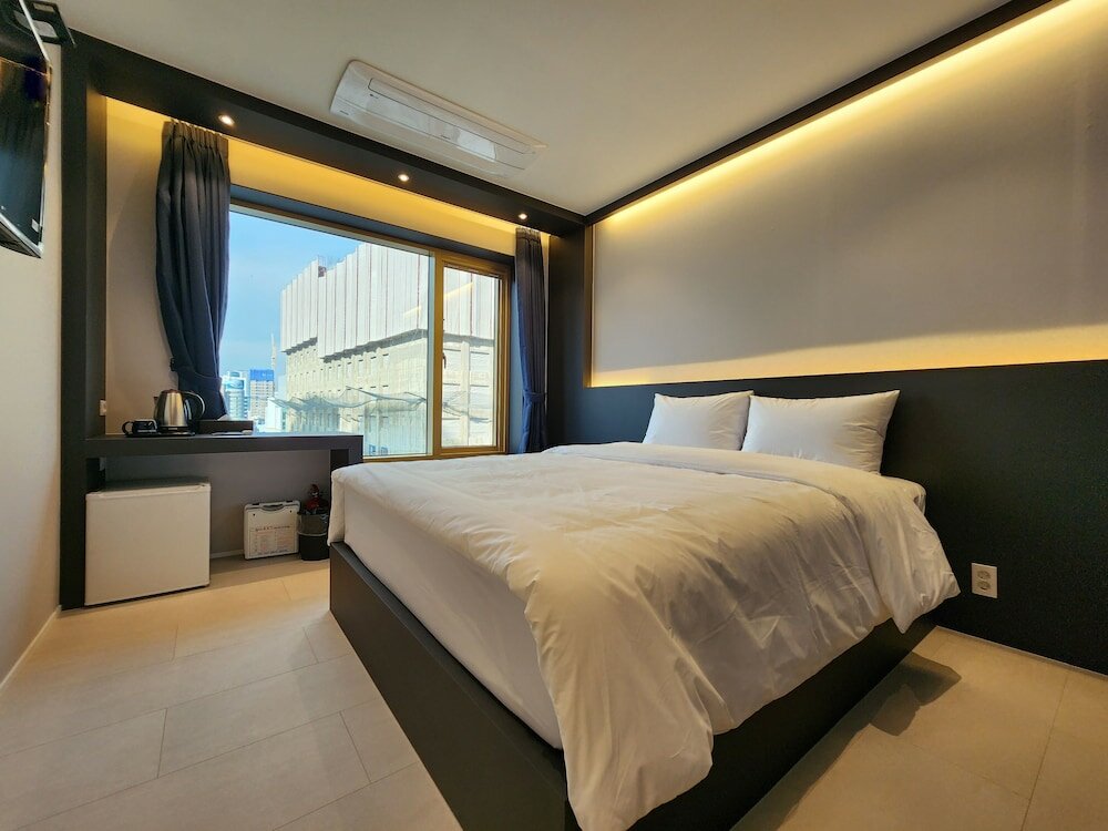 Фото Goldstone Hotel