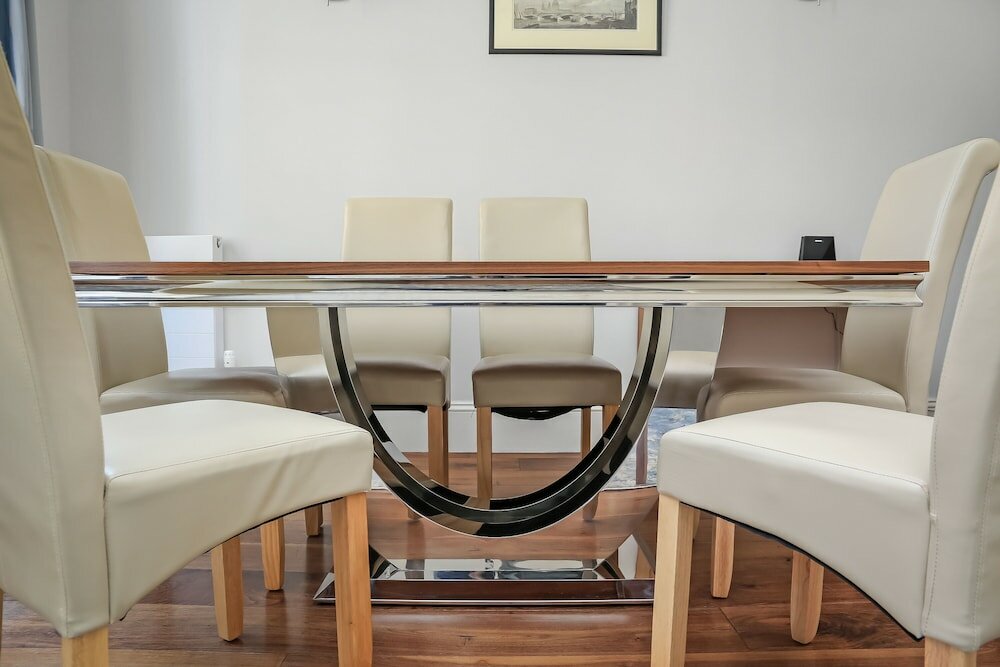 Фото Tavistock Place Apartments