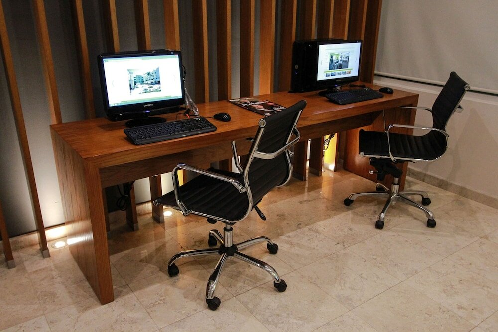 Фото Radisson Poliforum Plaza Hotel Leon