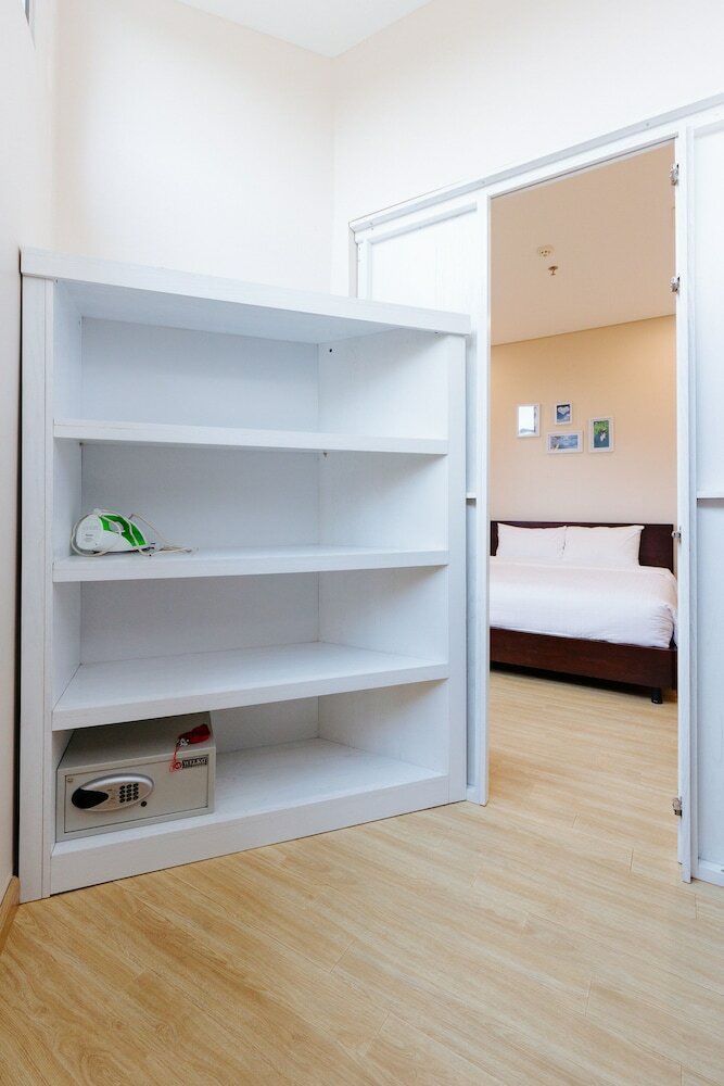 Фото Hb Serviced Apartment - 12 Tran Quy Kien