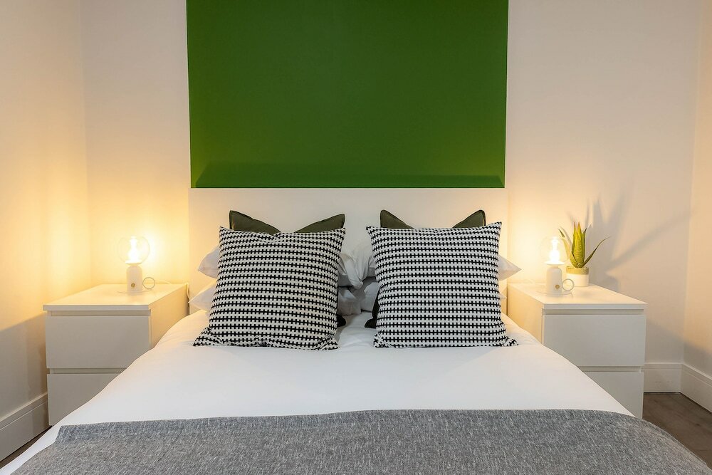 Фото Cosy Apts near Chalk Farm & Camden Mkt