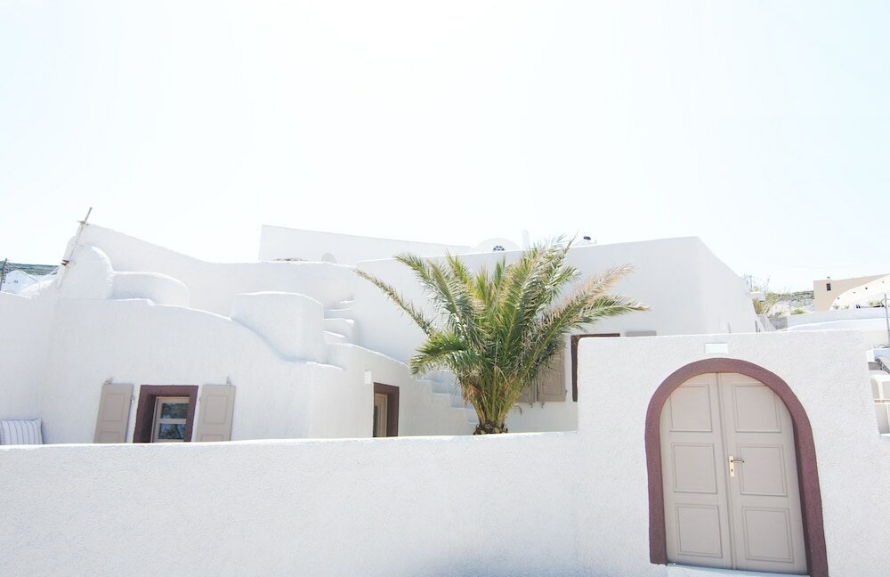 Фото White Grape Suites