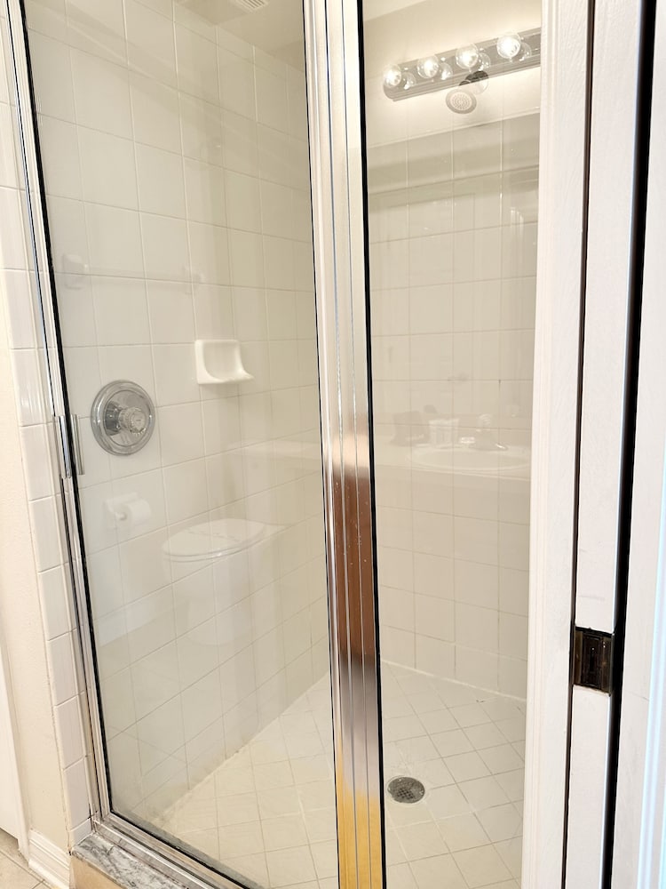 Фото 2 Level Home Central