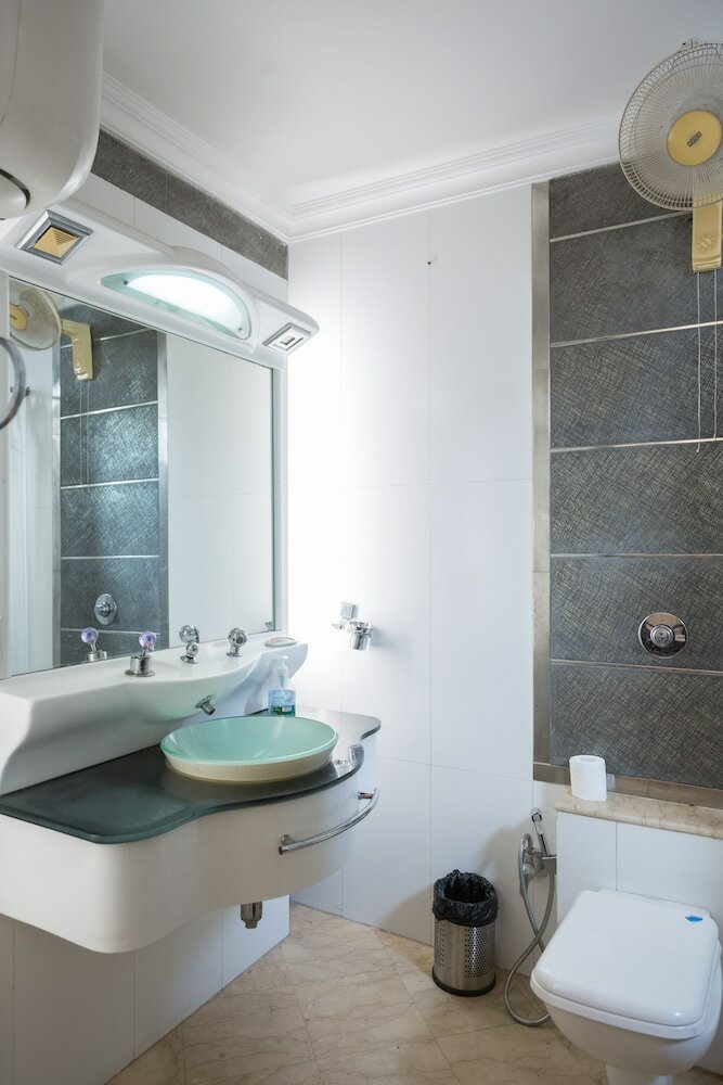 Фото Under My Roof - Classic