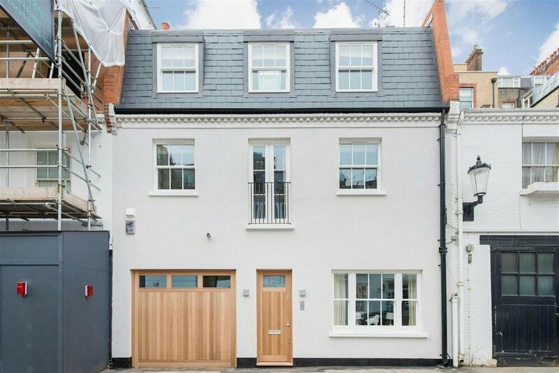Гостиница Pavilion Mews Knightsbridge House в Лондоне