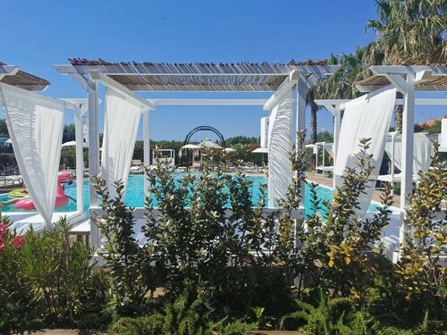 Апартаменты Colors House On The Beach в Тиррении