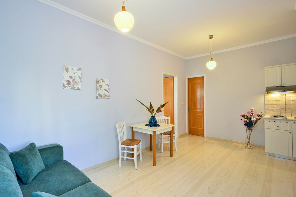 Фото Poseidon Apartments