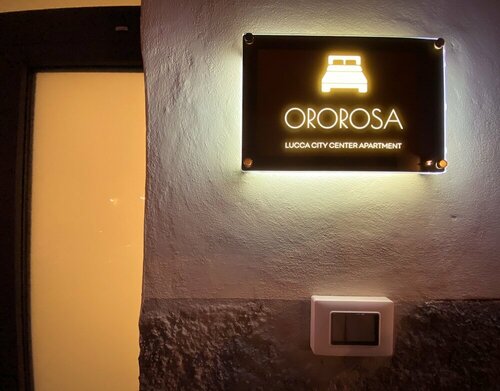 Апартаменты Ororosa Lucca City Center Apartment в Лукке