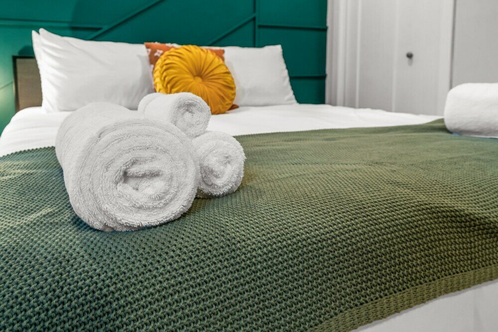 Фото Stylish 3-Bedroom Home in Philly