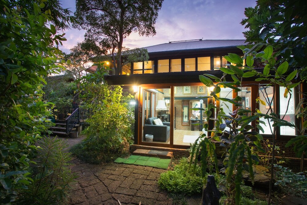 Фото Cattani's Riverside Home